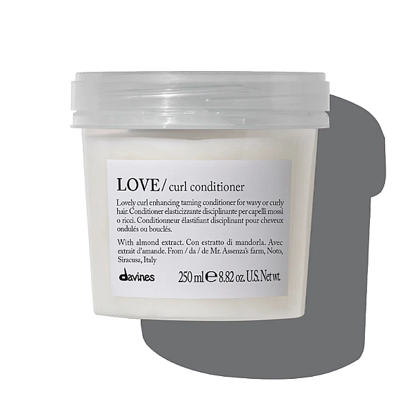 Balsam pentru par cret sau ondulat love curl conditioner