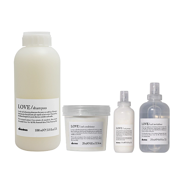 Set pentru parul cret sau ondulat love curl - sampon 1000ml, balsam 250ml, lapte 150ml, spray 250ml